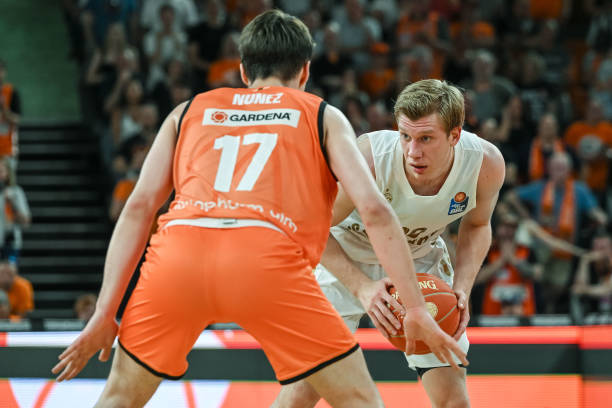 激发斗志 激发斗志